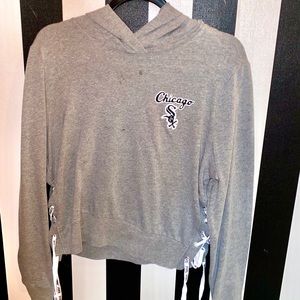 PINK grey white Sox sweater